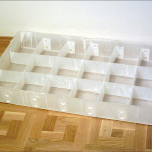 VÝROBKY PLASTOVÉ KARTONÁŽEPLASTIC CARTON PRODUCTS